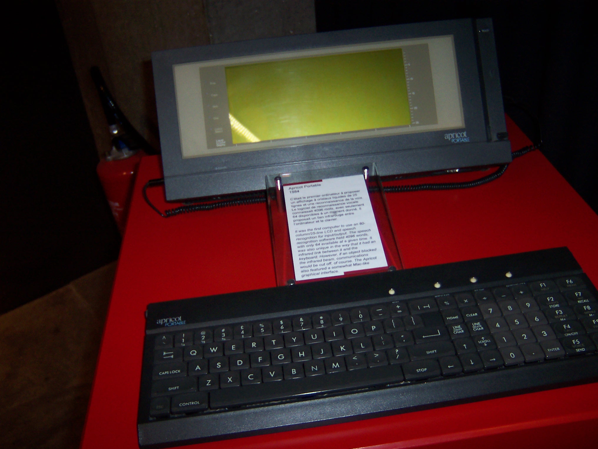 Apricot Portable computer