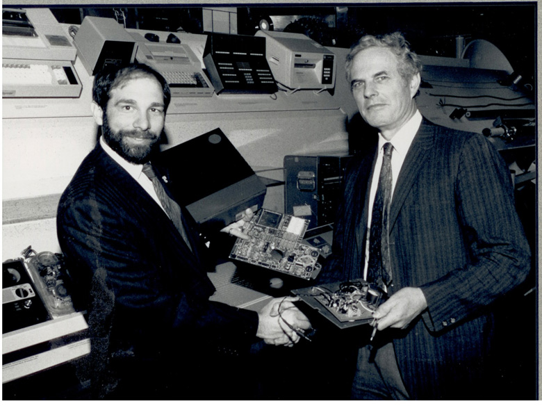 Gus Searcy with Smithsonian Institution curator presenting the Butler in a Box