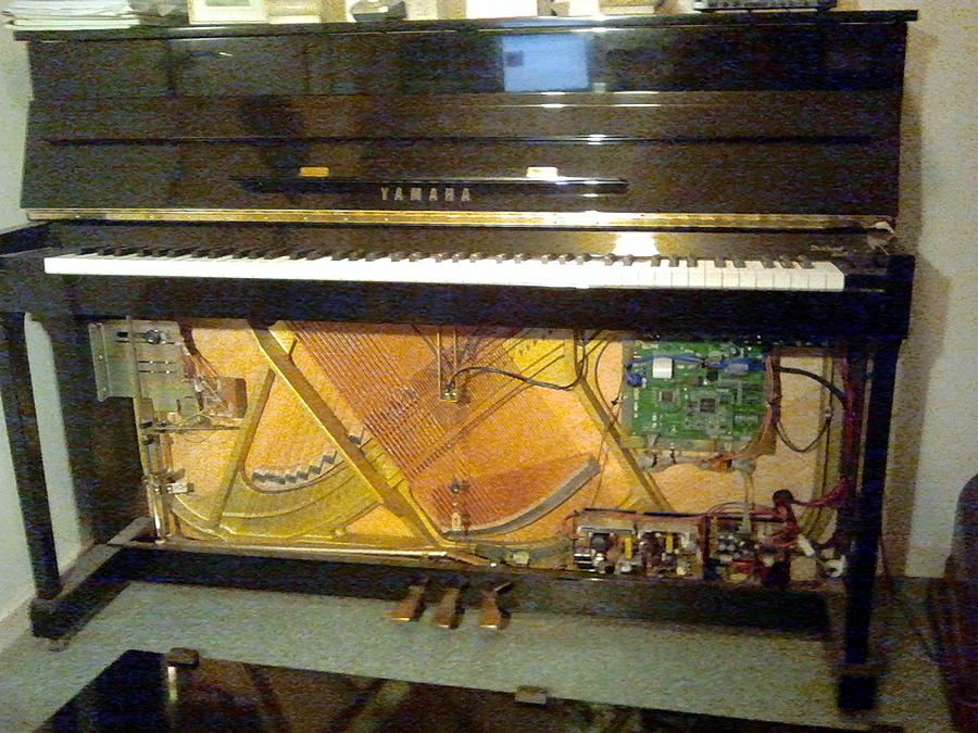 Disklavier internal mechanism