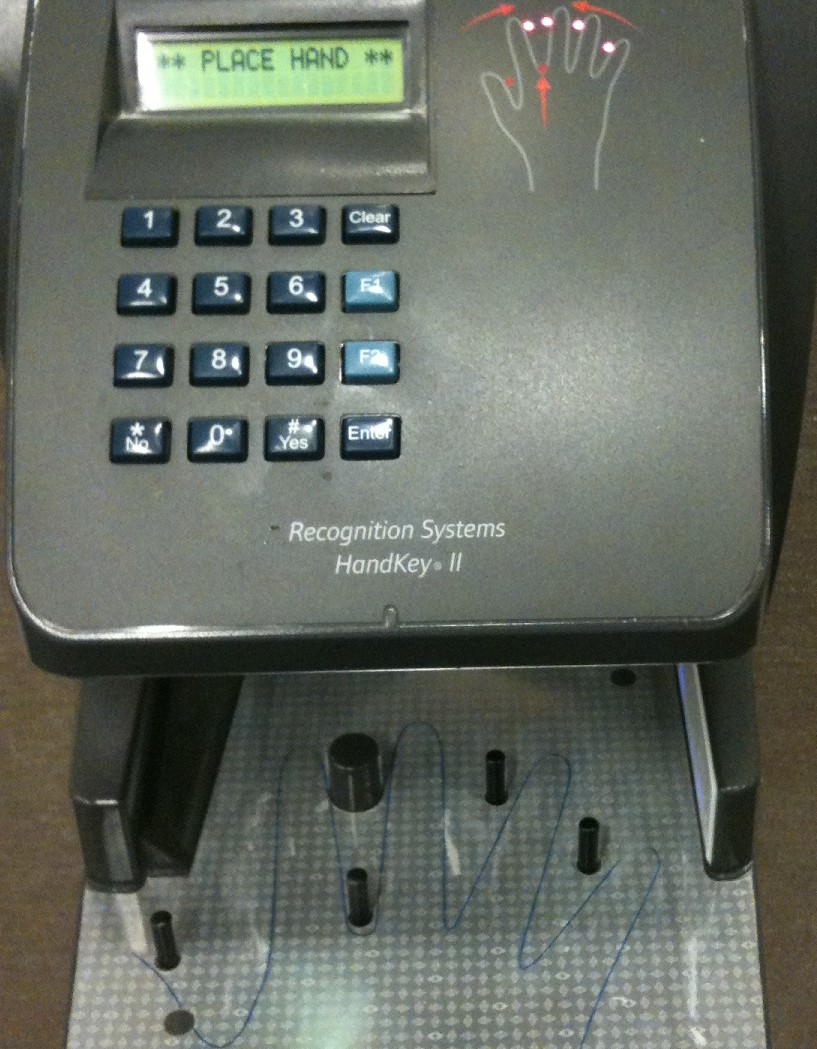 ID-3D Hand Geometry Verifier archival photograph