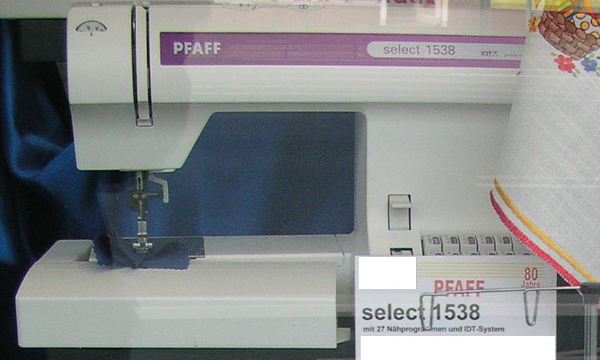 Pfaff Creative 1471 archival photograph