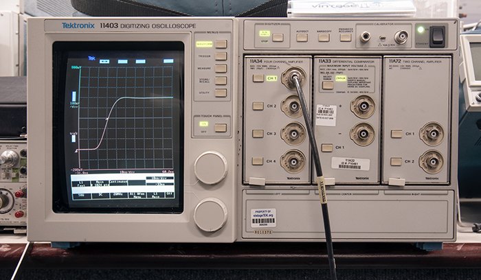 Tektronix 11401 Digitizing Oscilloscope archival photograph