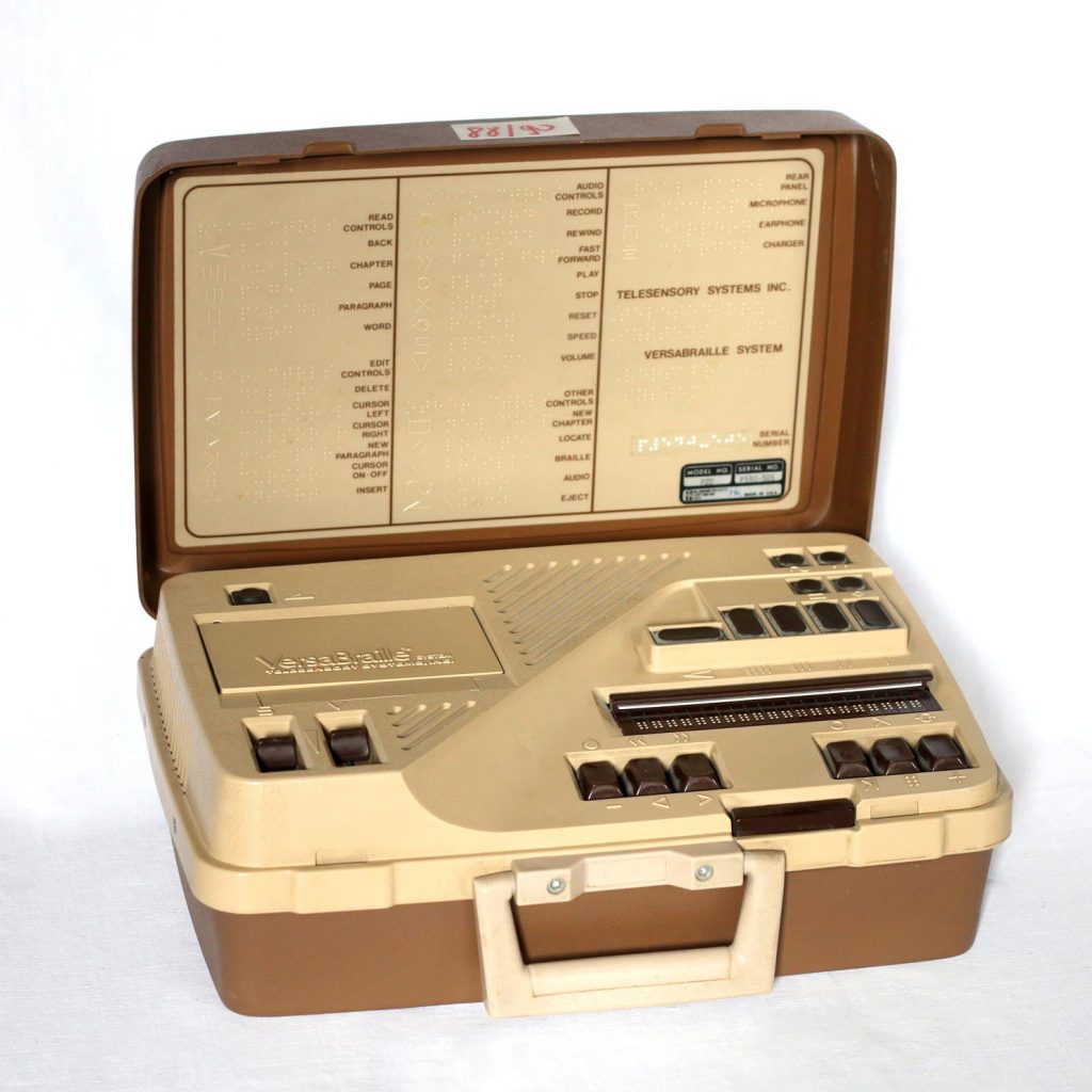 VersaBraille P2D model from 1979
